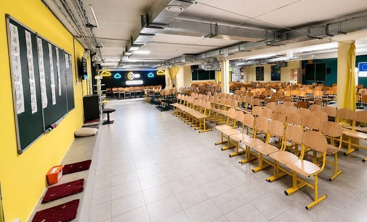 В Одесі 14 тисяч школярів навчатимуться дистанційно В Одесі 14 тисяч школярів навчатимуться дистанційно
