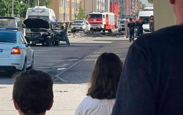У Петербурзі підірвали авто з підполковником армії рф: вибухівка спрацювала просто під час руху (фото) У Петербурзі підірвали авто з підполковником армії рф: вибухівка спрацювала просто під час руху (фото)