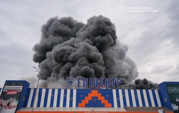 Атака на ТЦ у Запоріжжі: число поранених зростає Атака на ТЦ у Запоріжжі: число поранених зростає