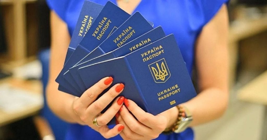 Українка стала Катеринівна по батькові: матронім здивував усіх — що відомо Українка стала Катеринівна по батькові: матронім здивував усіх — що відомо