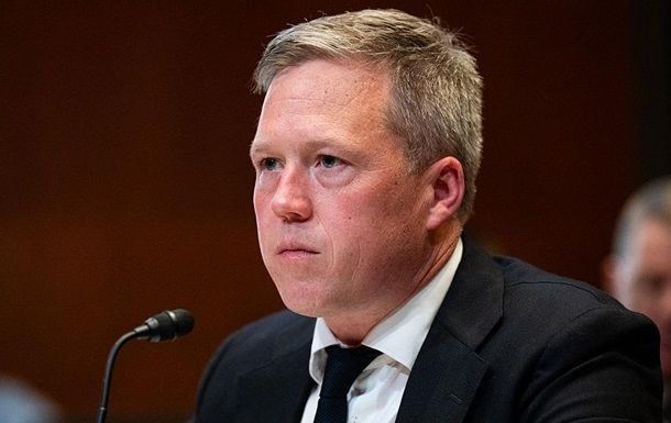 Міністр армії США подав заяву про відставку - ЗМІ Міністр армії США подав заяву про відставку - ЗМІ