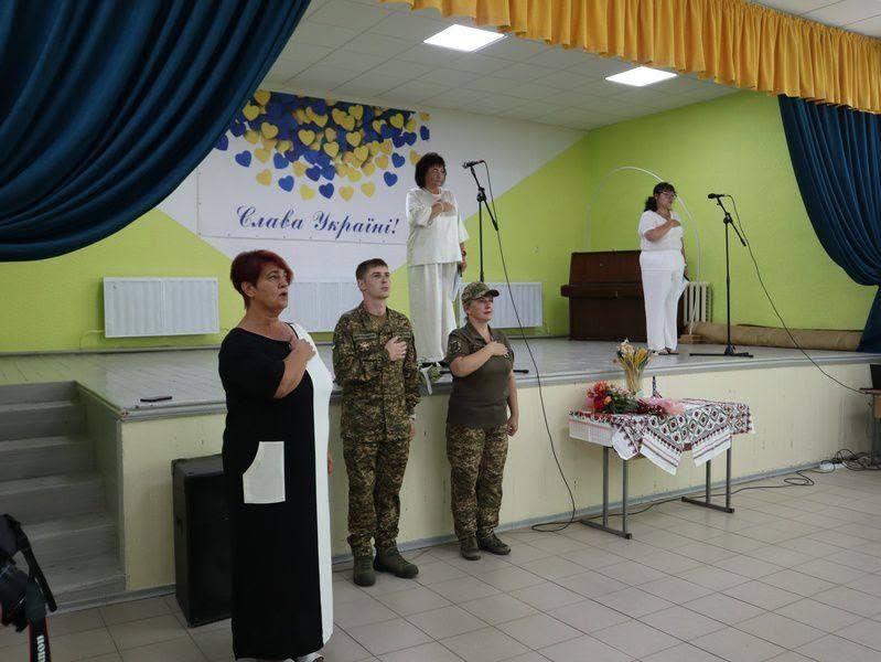 Ізмаїльські гвардійці привітали школярів з початком нового навчального року(фото) Ізмаїльські гвардійці привітали школярів з початком нового навчального року(фото)