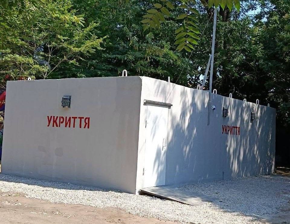 В Одеському зоопарку облаштували два укриття для відвідувачів(фото) В Одеському зоопарку облаштували два укриття для відвідувачів(фото)