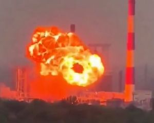 Сили оборони уразили НПЗ "НОВАТЭК-Усть-Луга" у Ленінградської області РФ - Генштаб Сили оборони уразили НПЗ "НОВАТЭК-Усть-Луга" у Ленінградської області РФ - Генштаб