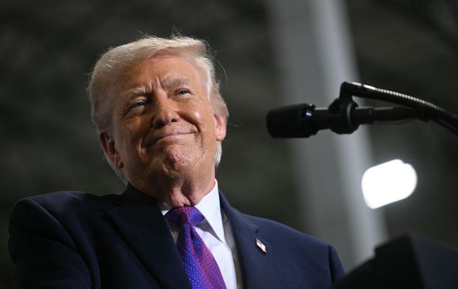 У США випустили долар із обличчям Трампа: скільки коштує набір У США випустили долар із обличчям Трампа: скільки коштує набір