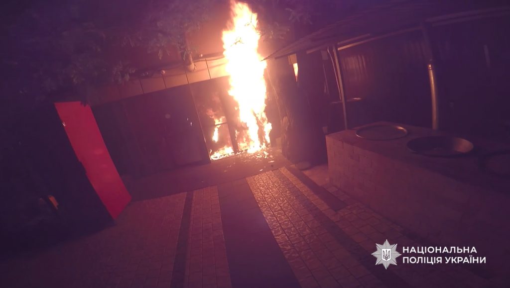Підпалив ресторан на замовлення: одеські поліцейські викрили 19-річного молодика Підпалив ресторан на замовлення: одеські поліцейські викрили 19-річного молодика