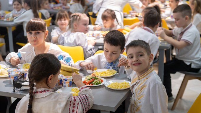 На Одещині взялися за шкільне харчування: батьків просять показувати проблеми На Одещині взялися за шкільне харчування: батьків просять показувати проблеми