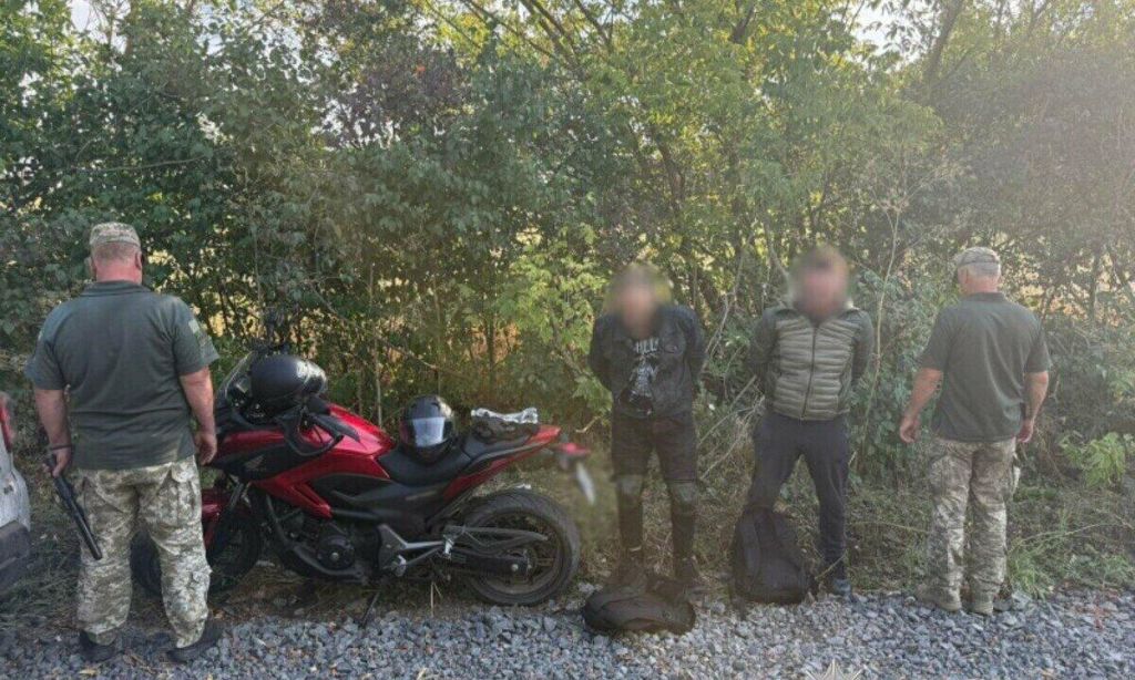 На мотоциклі до Молдови: на Одещині затримали киянина На мотоциклі до Молдови: на Одещині затримали киянина