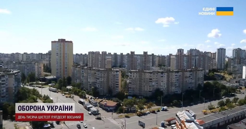 Мінус 25 градусів , без світла та води: як Троєщина готується до найважчої зими Мінус 25 градусів , без світла та води: як Троєщина готується до найважчої зими