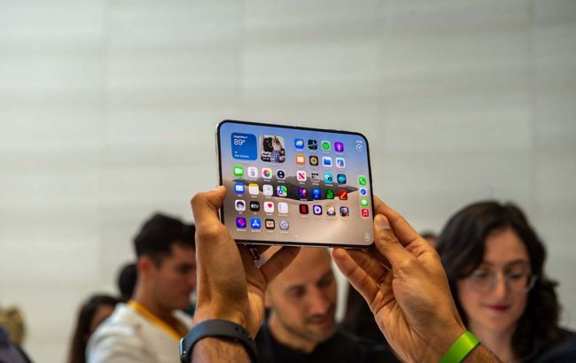 До 6 зарплат за iPhone 18 Pro Max та Duo: скільки доведеться збирати українцям на новинку До 6 зарплат за iPhone 18 Pro Max та Duo: скільки доведеться збирати українцям на новинку