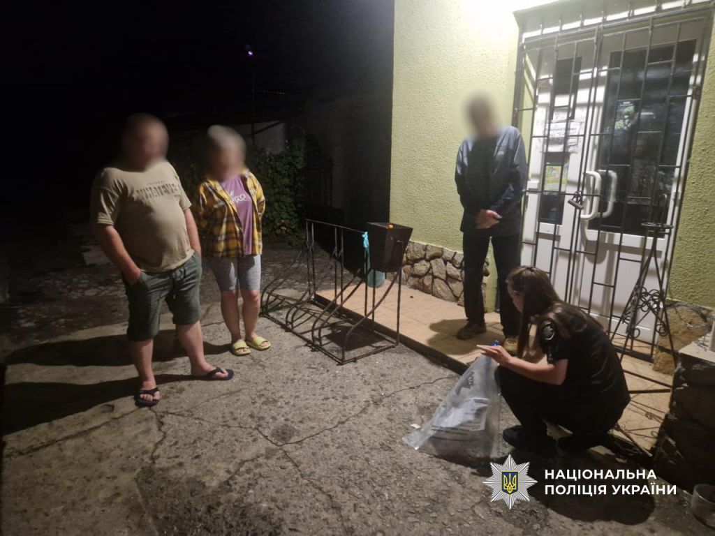 У Кілії озброєний сокирою дебошир штурмував магазин, а потім украв велосипед: справу передано до суду У Кілії озброєний сокирою дебошир штурмував магазин, а потім украв велосипед: справу передано до суду