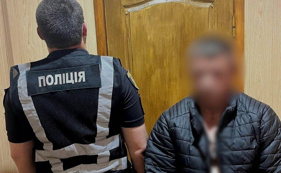 Погрози вбивством, граната під ліжком та обстріл поліції: у Татарбунарах винесли вирок серійному правопорушнику Погрози вбивством, граната під ліжком та обстріл поліції: у Татарбунарах винесли вирок серійному правопорушнику