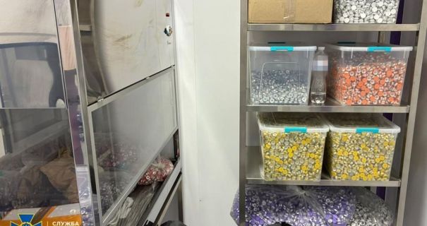 По всій Україні тривають масштабні обшуки через підроблений препарат для схуднення Biopatid(фото) По всій Україні тривають масштабні обшуки через підроблений препарат для схуднення Biopatid(фото)