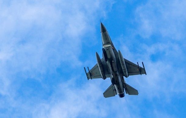 Вперше. Винищувачі НАТО збили безпілотник над Литвою Вперше. Винищувачі НАТО збили безпілотник над Литвою