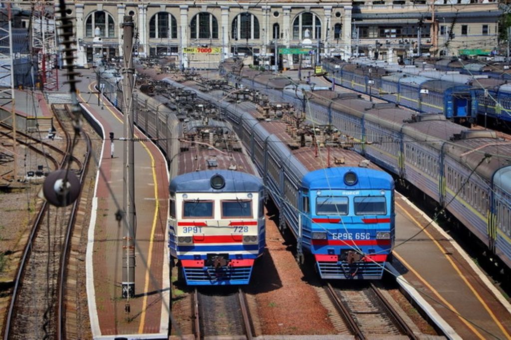 “Укрзалізниця” змінює тарифи на приміські поїзди: як рахуватимуть на Одещині “Укрзалізниця” змінює тарифи на приміські поїзди: як рахуватимуть на Одещині