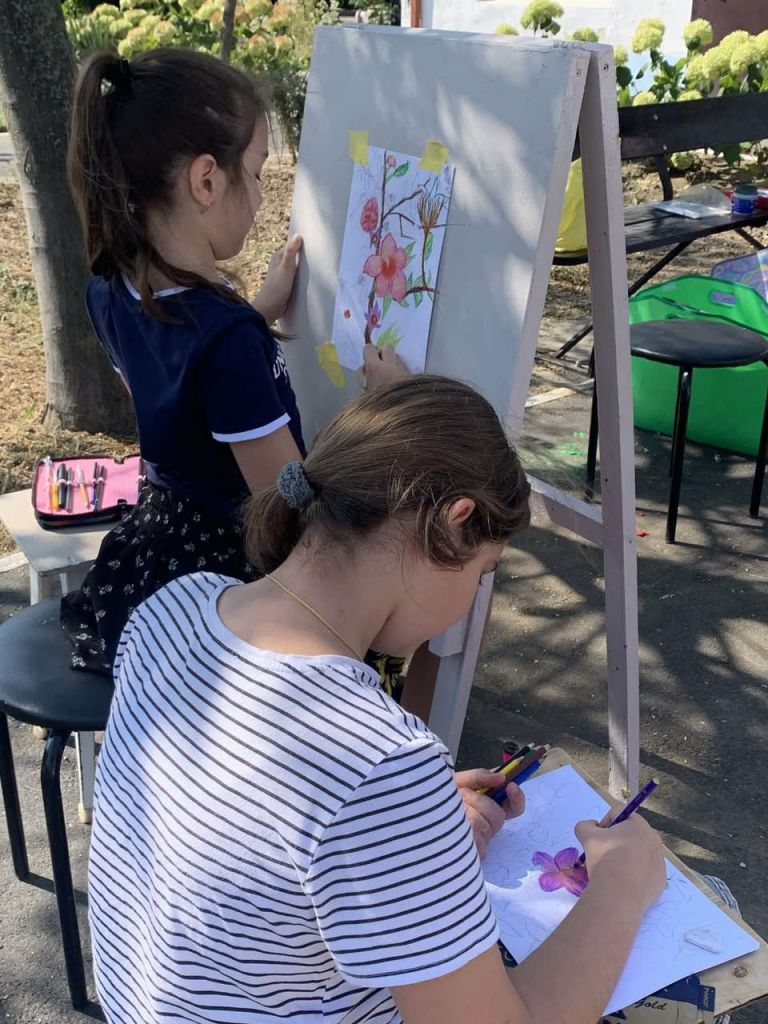 "Художка" відкрила свої двері та обійми для дітей і дорослих у новому навчальному році!(фото) "Художка" відкрила свої двері та обійми для дітей і дорослих у новому навчальному році!(фото)
