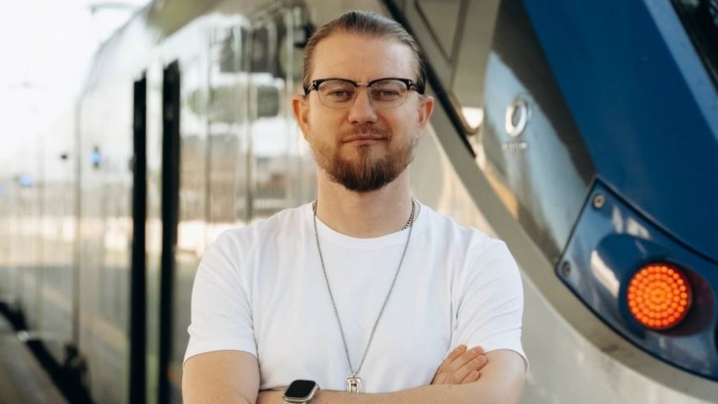 В Одесі підприємець житиме місяць у власному магазині, щоб зібрати 3 млн грн для дитячої лікарні(фото) В Одесі підприємець житиме місяць у власному магазині, щоб зібрати 3 млн грн для дитячої лікарні(фото)