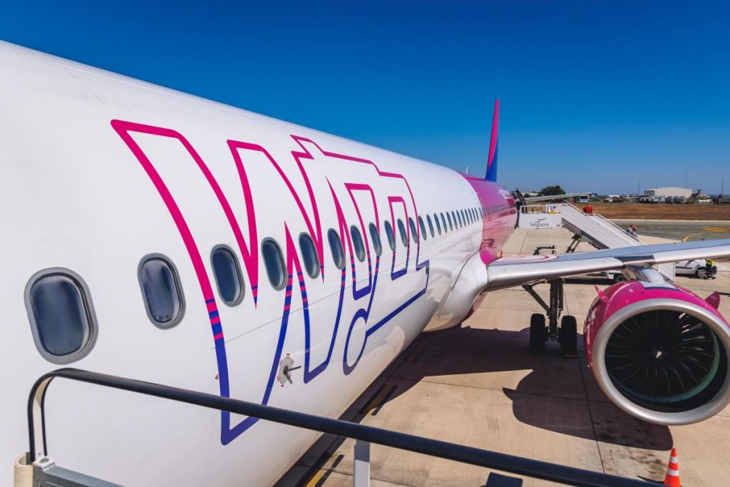 Рейс Wizz Air зупинили безпосередньо перед зльотом: що помітила стюардеса Рейс Wizz Air зупинили безпосередньо перед зльотом: що помітила стюардеса