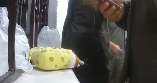 Дитяча іграшка із "сюрпризом": інспектора Ізмаїльського СІЗО підозрюють у збуті наркотиків(фото) Дитяча іграшка із "сюрпризом": інспектора Ізмаїльського СІЗО підозрюють у збуті наркотиків(фото)