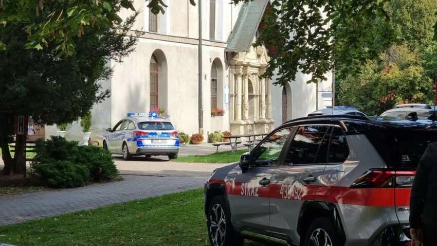 Українець влаштував різанину в монастирі Польщі: один загиблий та п'ятеро поранених Українець влаштував різанину в монастирі Польщі: один загиблий та п'ятеро поранених