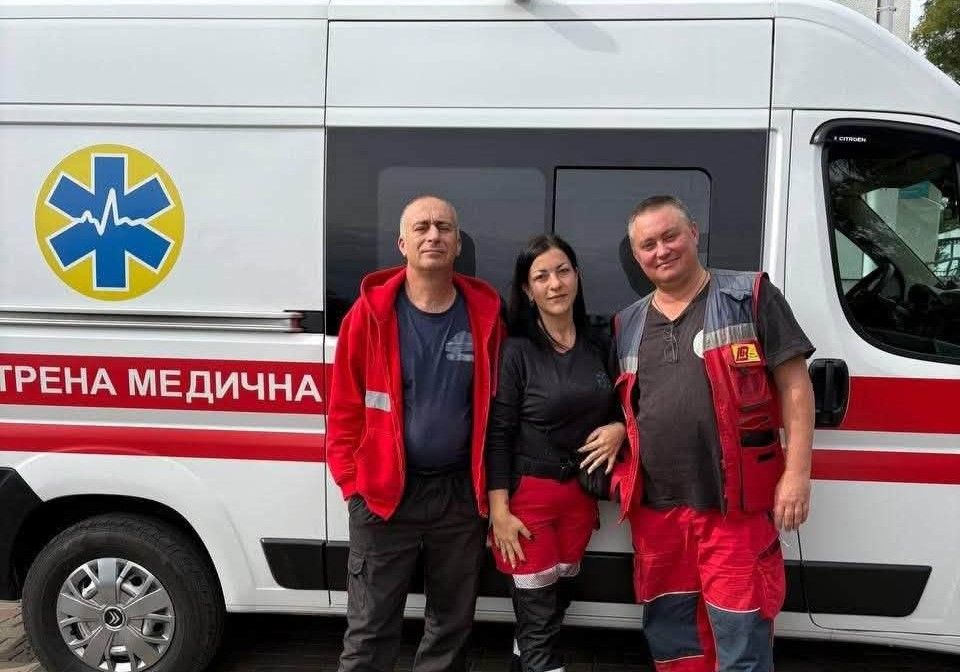 Медики одеської екстренки реанімували жінку після зупинки серця Медики одеської екстренки реанімували жінку після зупинки серця