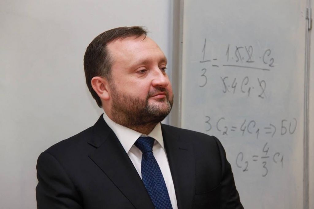 Колишній віцепрем'єр України став депутатом Держдуми РФ Колишній віцепрем'єр України став депутатом Держдуми РФ