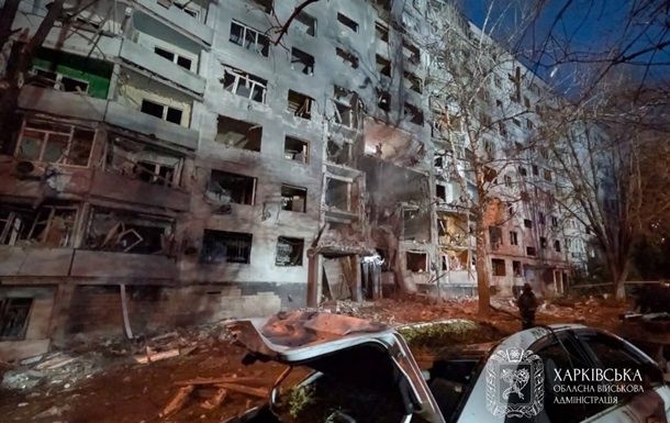 Росіяни вгатили КАБами по багатоповерхівці у Харкові: серед постраждалих багато дітей (фото) Росіяни вгатили КАБами по багатоповерхівці у Харкові: серед постраждалих багато дітей (фото)