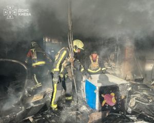Росія від початку року понад 25 разів атакувала склади в Україні Росія від початку року понад 25 разів атакувала склади в Україні