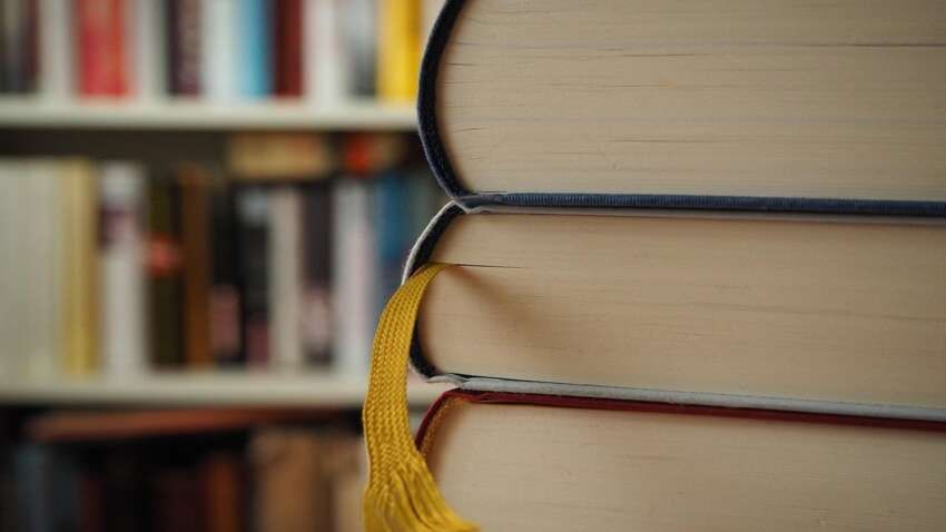 Хтось скуповує старі книги в Японії: дивні замовлення налякали продавців Хтось скуповує старі книги в Японії: дивні замовлення налякали продавців