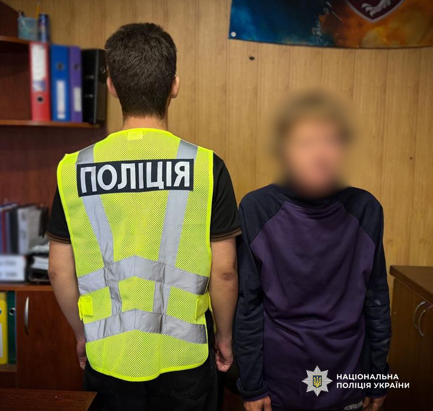 Поліцейські викрили 62-річну жительку Одеси у підпалі автівок в Київському районі міста Поліцейські викрили 62-річну жительку Одеси у підпалі автівок в Київському районі міста