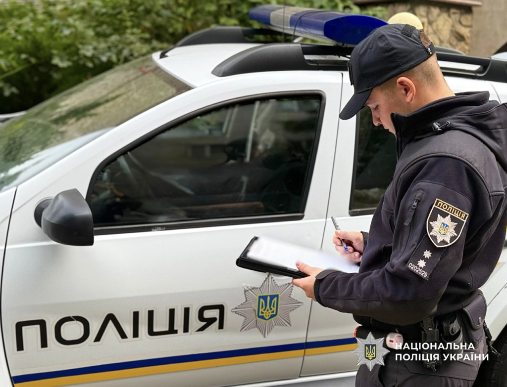 В Одесі рецидивіст зірвав із 60-річної жінки золотий ланцюг(фото) В Одесі рецидивіст зірвав із 60-річної жінки золотий ланцюг(фото)