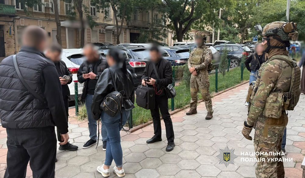 «Переніс менінгіт» за 8500 доларів: на Одещині чоловіка зробили інвалідом для виїзду за кордон «Переніс менінгіт» за 8500 доларів: на Одещині чоловіка зробили інвалідом для виїзду за кордон