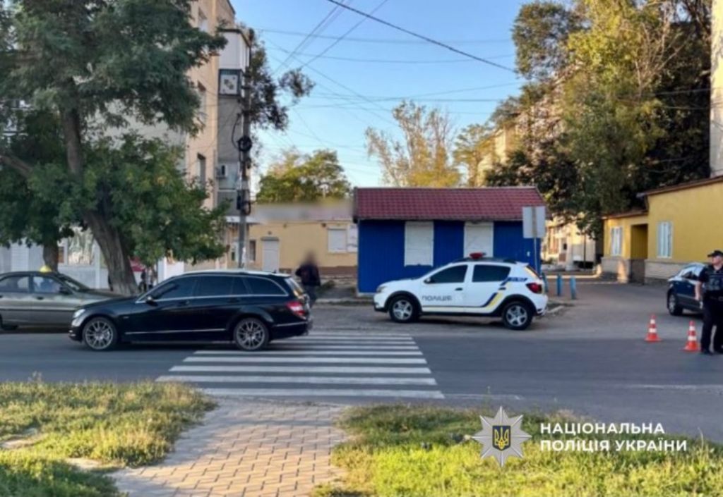 У Болграді під колеса автомобіля потрапила малолітня дитина У Болграді під колеса автомобіля потрапила малолітня дитина