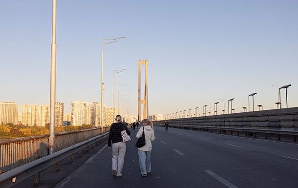 У Києві змінили правила руху мостами У Києві змінили правила руху мостами