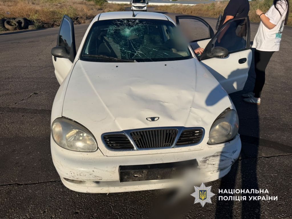 Поліцейські розслідують обставини ДТП в Одеському районі, внаслідок якої постраждали двоє дітей Поліцейські розслідують обставини ДТП в Одеському районі, внаслідок якої постраждали двоє дітей