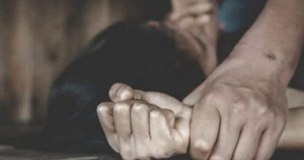 На Кіровоградщині 32-річну жінку підозрюють у зґвалтуванні 4-річного сина На Кіровоградщині 32-річну жінку підозрюють у зґвалтуванні 4-річного сина