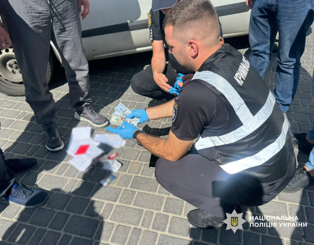 Вступ за $1600: на Одещині судитимуть посадовця коледжу за хабарництво Вступ за $1600: на Одещині судитимуть посадовця коледжу за хабарництво