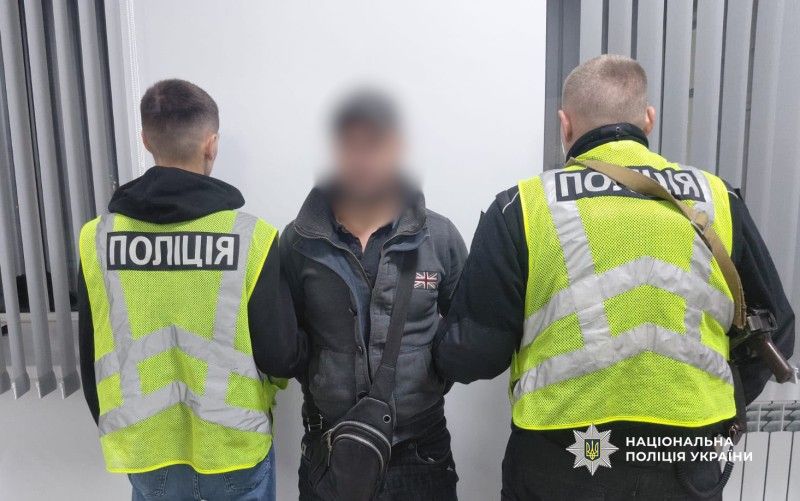 На Одещині затримали чоловіка, який через ревнощі забив до смерті сусіда На Одещині затримали чоловіка, який через ревнощі забив до смерті сусіда