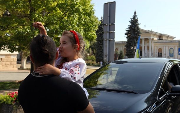 Погрози, примус і військовий облік: 11 дітей повернули з окупації Погрози, примус і військовий облік: 11 дітей повернули з окупації