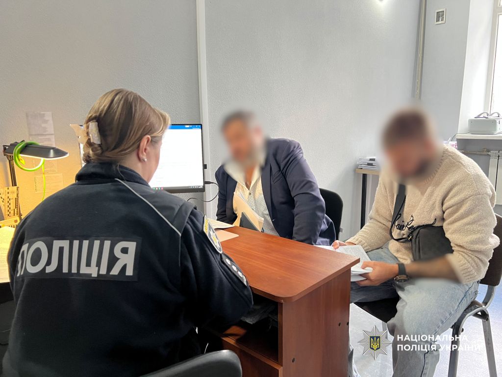 Одеські поліцейські повідомили про підозру лікарю-анестезіологу приватної клініки, недбалість якого призвела до смерті п’ятирічного хлопчика Одеські поліцейські повідомили про підозру лікарю-анестезіологу приватної клініки, недбалість якого призвела до смерті п’ятирічного хлопчика