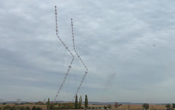 У Чехії підірвали найвищу споруду У Чехії підірвали найвищу споруду