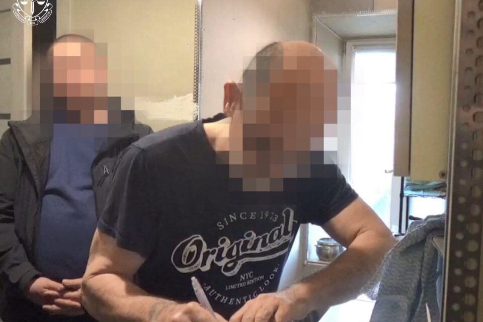 В Одесі масажиста судитимуть за сексуальне насильство щодо 7-річної дівчинки В Одесі масажиста судитимуть за сексуальне насильство щодо 7-річної дівчинки