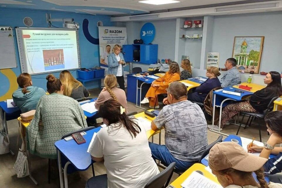 В Одесі розпочалось безоплатне навчання з підготовки фахівців будівельної галузі для подолання дефіциту кадрів В Одесі розпочалось безоплатне навчання з підготовки фахівців будівельної галузі для подолання дефіциту кадрів