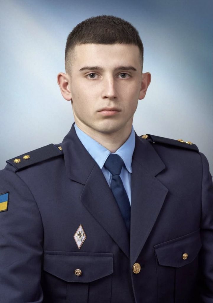«Стабільно важкий»: мати 21-річного рятувальника, травмованого під час вибуху в Одесі, розповіла про його стан «Стабільно важкий»: мати 21-річного рятувальника, травмованого під час вибуху в Одесі, розповіла про його стан