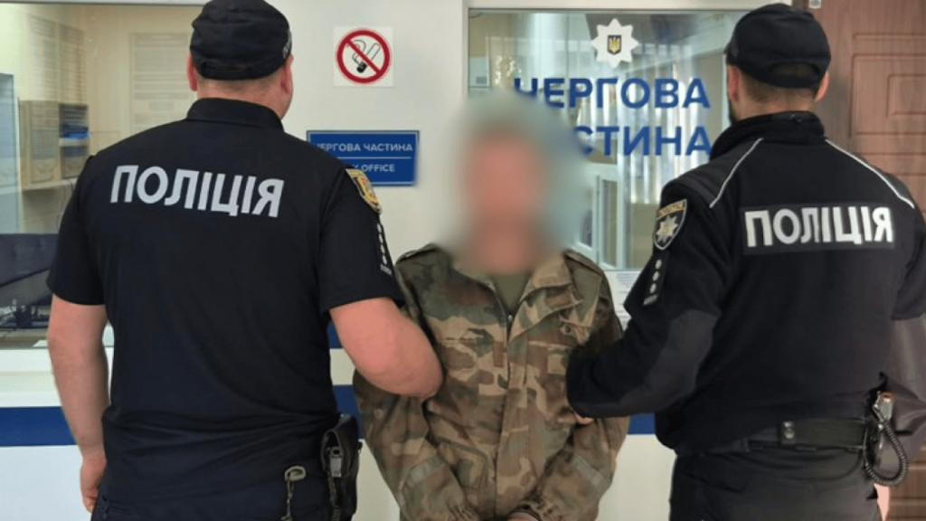 На Одещині чоловіка підозрюють у повторному зґвалтуванні 11-річної дитини На Одещині чоловіка підозрюють у повторному зґвалтуванні 11-річної дитини