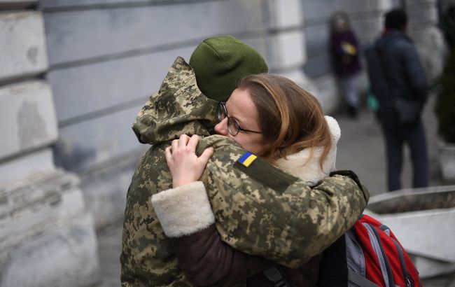 Рада продовжила воєнний стан і мобілізацію: до якої дати діятимуть Рада продовжила воєнний стан і мобілізацію: до якої дати діятимуть