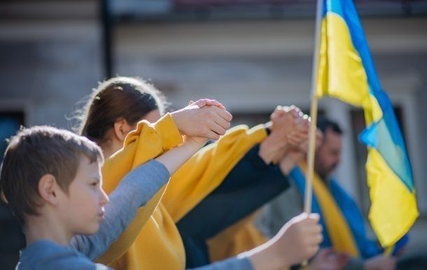Україні вдалося повернути вісьмох дітей із тимчасово окупованої частини Херсонщини Україні вдалося повернути вісьмох дітей із тимчасово окупованої частини Херсонщини