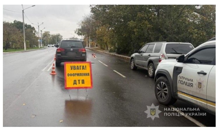 В Ізмаїлі під колесами автомобіля загинула літня жінка В Ізмаїлі під колесами автомобіля загинула літня жінка
