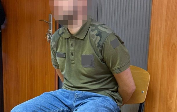 Ножовий напад на українців у Варшаві: підозрюваного взяли під варту Ножовий напад на українців у Варшаві: підозрюваного взяли під варту