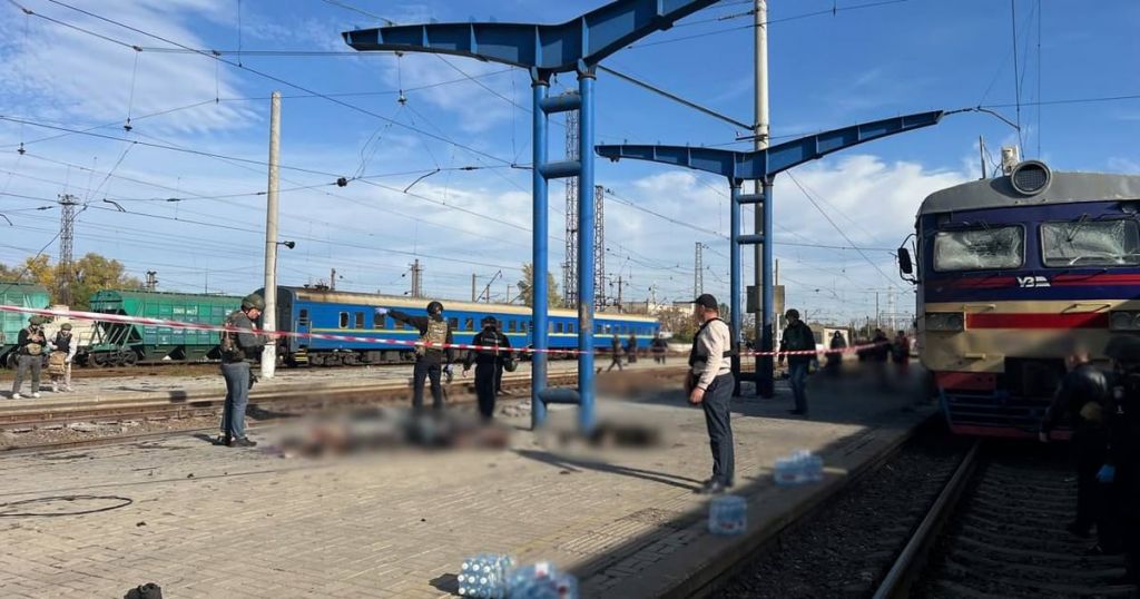 Під час удару по вокзалу в Дніпрі загинуло 5 залізничників: що про них відомо Під час удару по вокзалу в Дніпрі загинуло 5 залізничників: що про них відомо